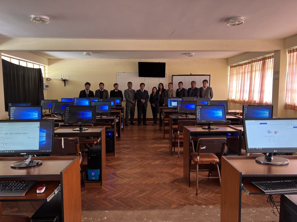 INAUGURACIÓN DE LABORATORIO – IESTP NUÑOA