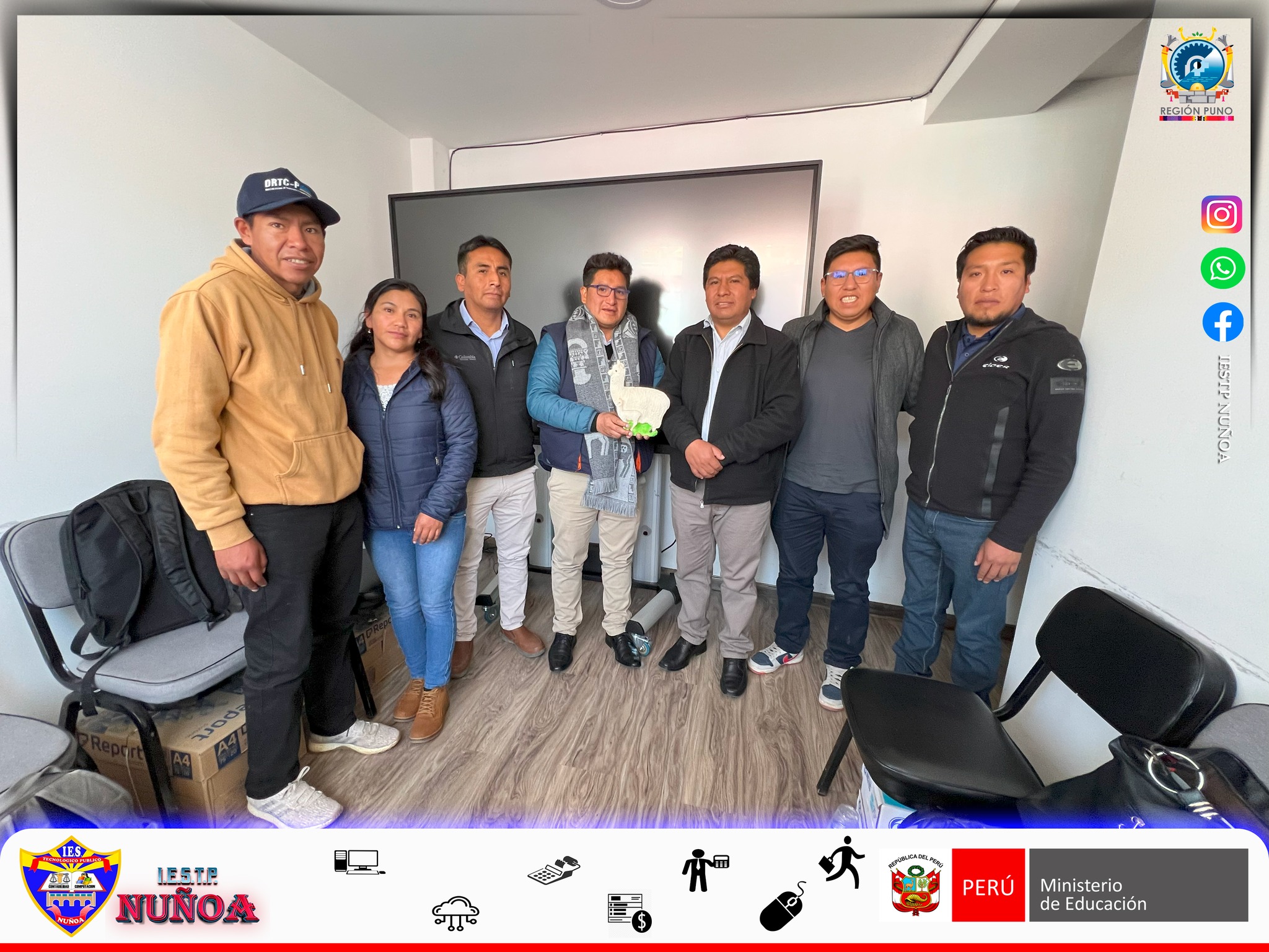 VISITA A LAS INSTALACIONES DEL GOBIERNO REGIONAL – PUNO